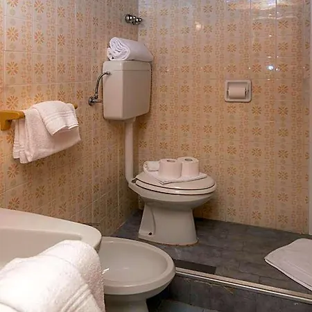 Monte Triplex Otel 3*