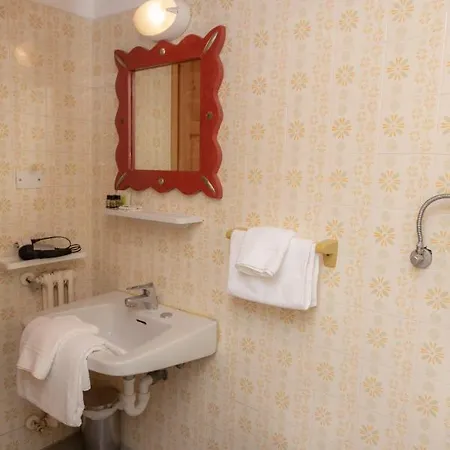 Monte Triplex Hotel